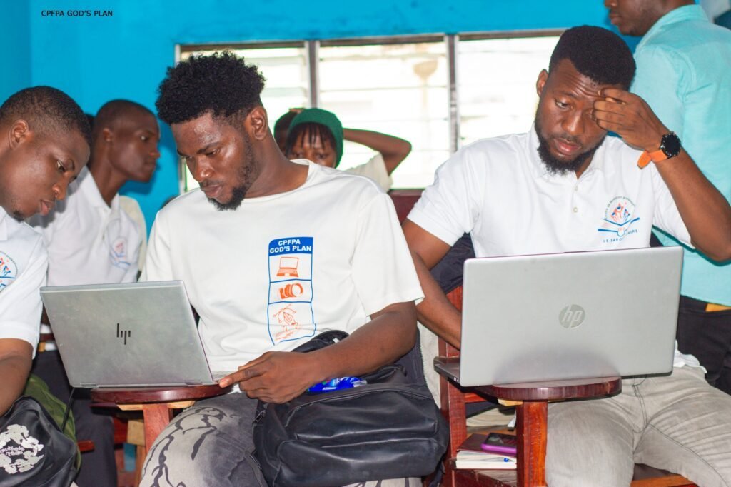 Atelier Canva au CFPA God’s Plan — photo 4