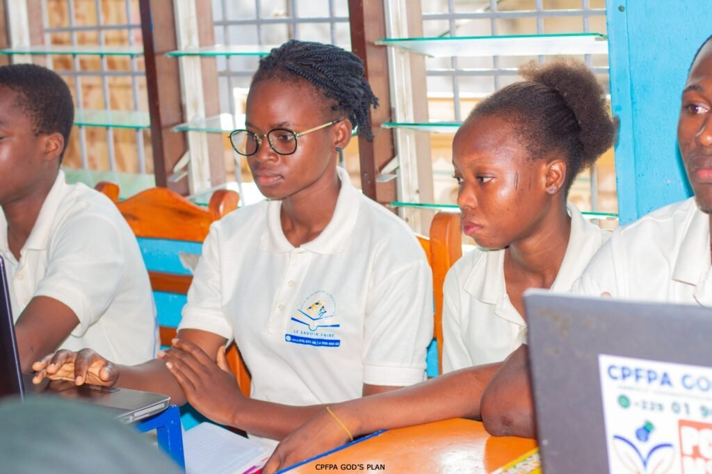 Atelier Canva au CFPA God’s Plan — photo 5