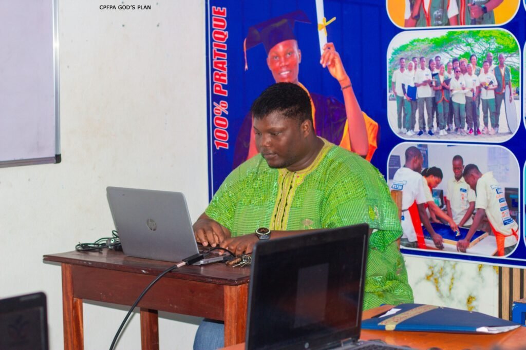 Atelier Canva au CFPA God’s Plan — photo 6