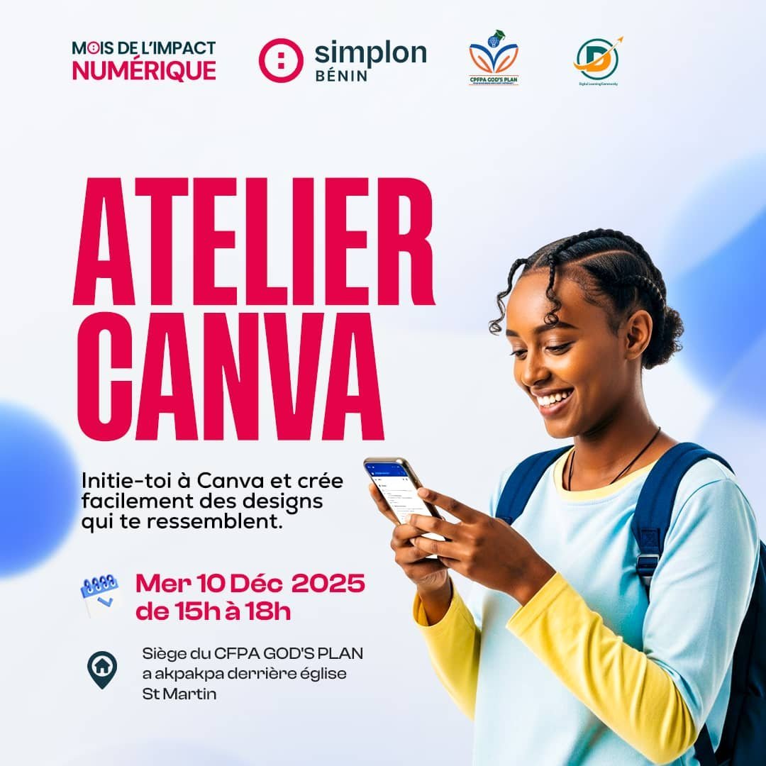 Une jeune femme avec un sac à dos consulte un smartphone, fond clair.
