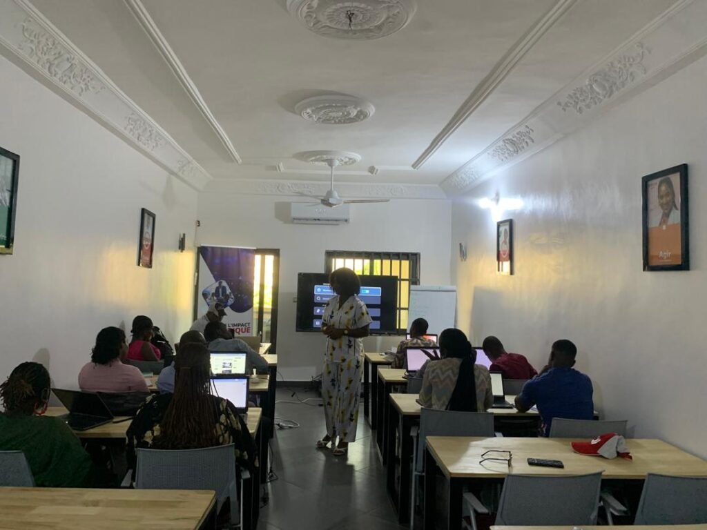 Atelier « Refaire son CV avec Canva » — photo 2