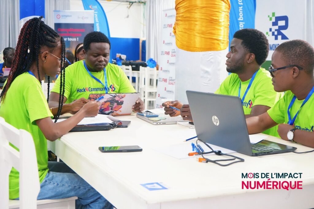 Équipe Elite Squad au hackathon Hack4Community