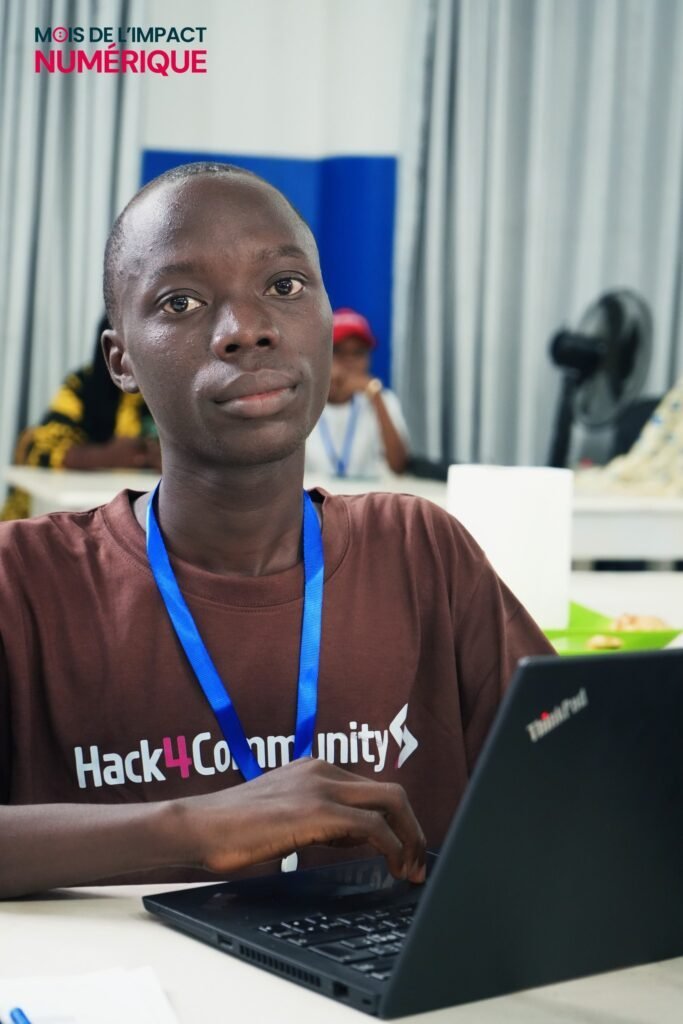 Équipe Innovation Squad au Hack4Community — photo 2