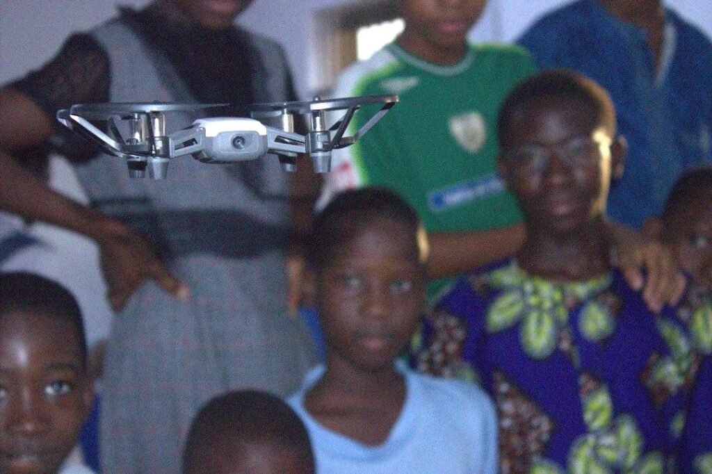 Immersion en robotique Tech4Youth pour les jeunes de Natitingou