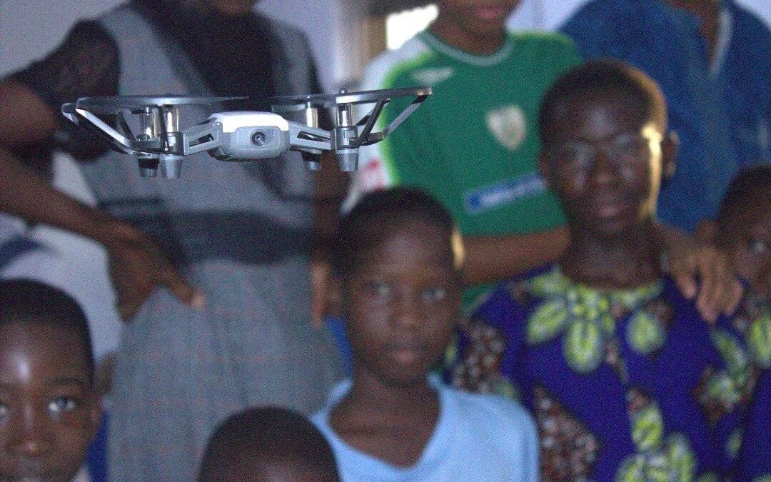Tech4Youth : une immersion pratique en robotique pour éveiller l’innovation chez les jeunes de Natitingou